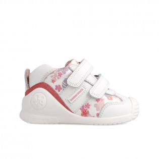 Leather sneakers for baby...