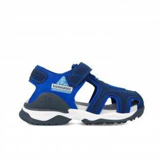 Trekking sandals for boy...