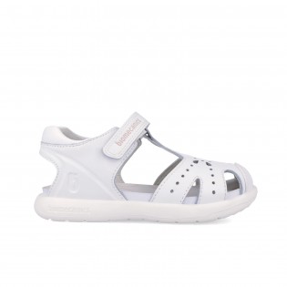 Sandalias para niña...