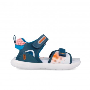 Sandalias azules para niño...