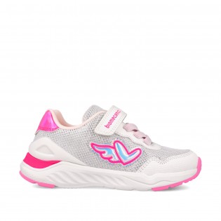Deportivas blancas y rosas...