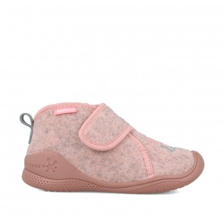 Slippers with removable...