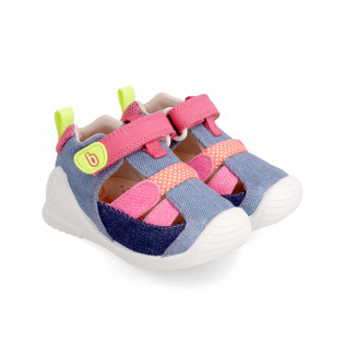 Canvas sandals for baby...