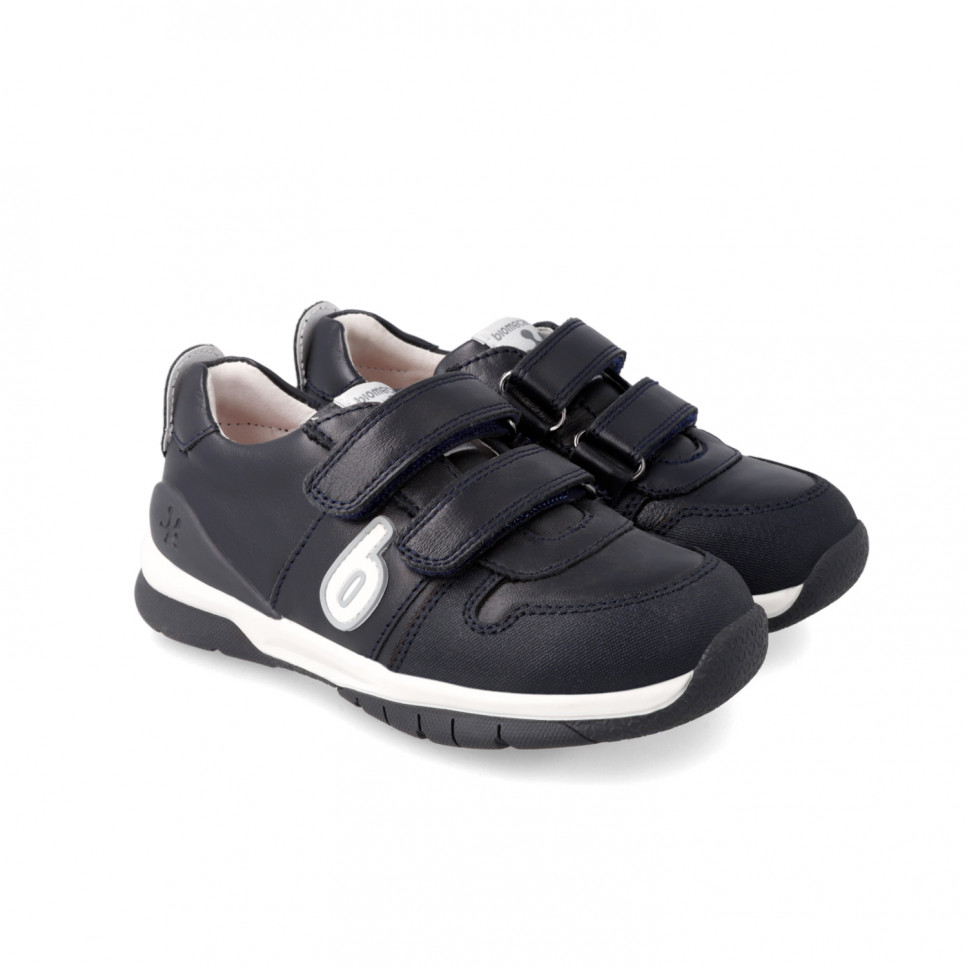 Sneakers for boy or girl 221006-A